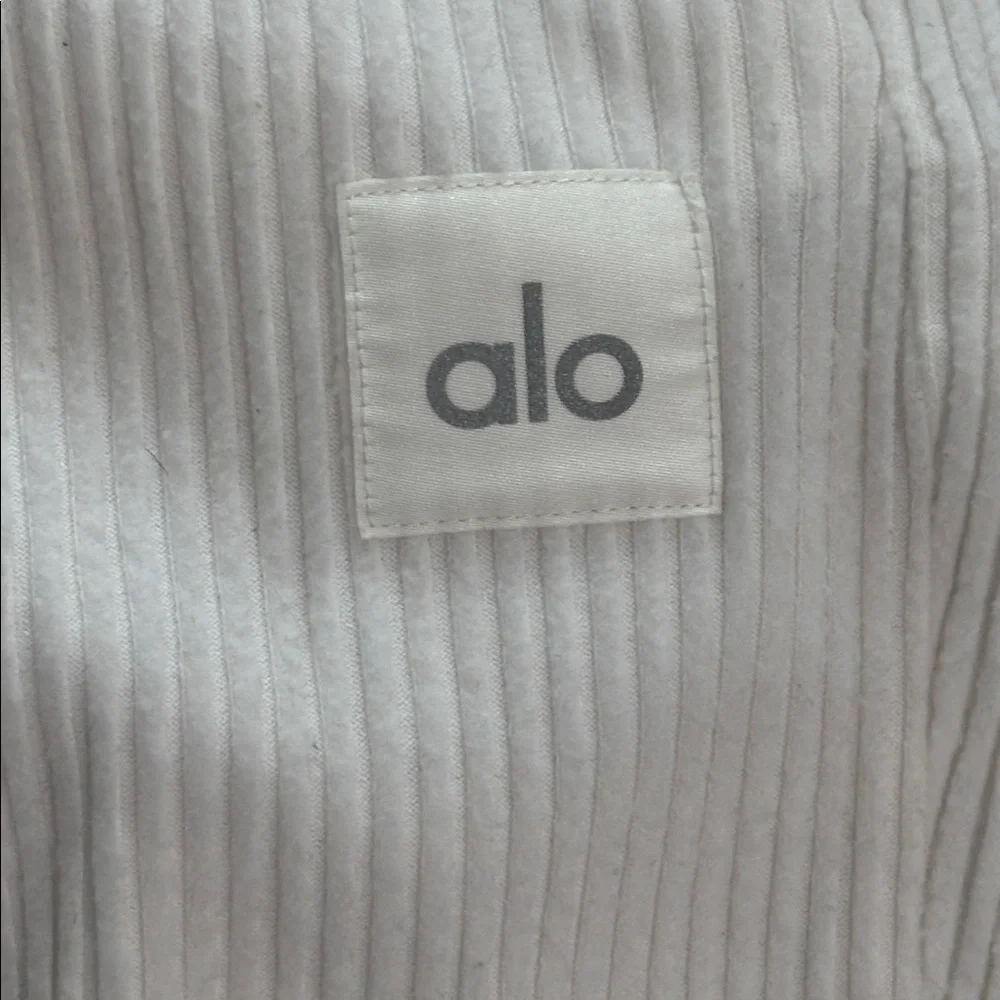 ALO Yoga alo yoga